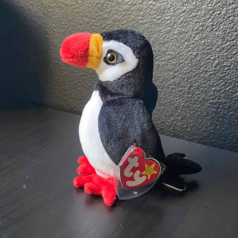 Puffer 🐧 • TY Beanie baby original collection from the 90’s and 2000’s